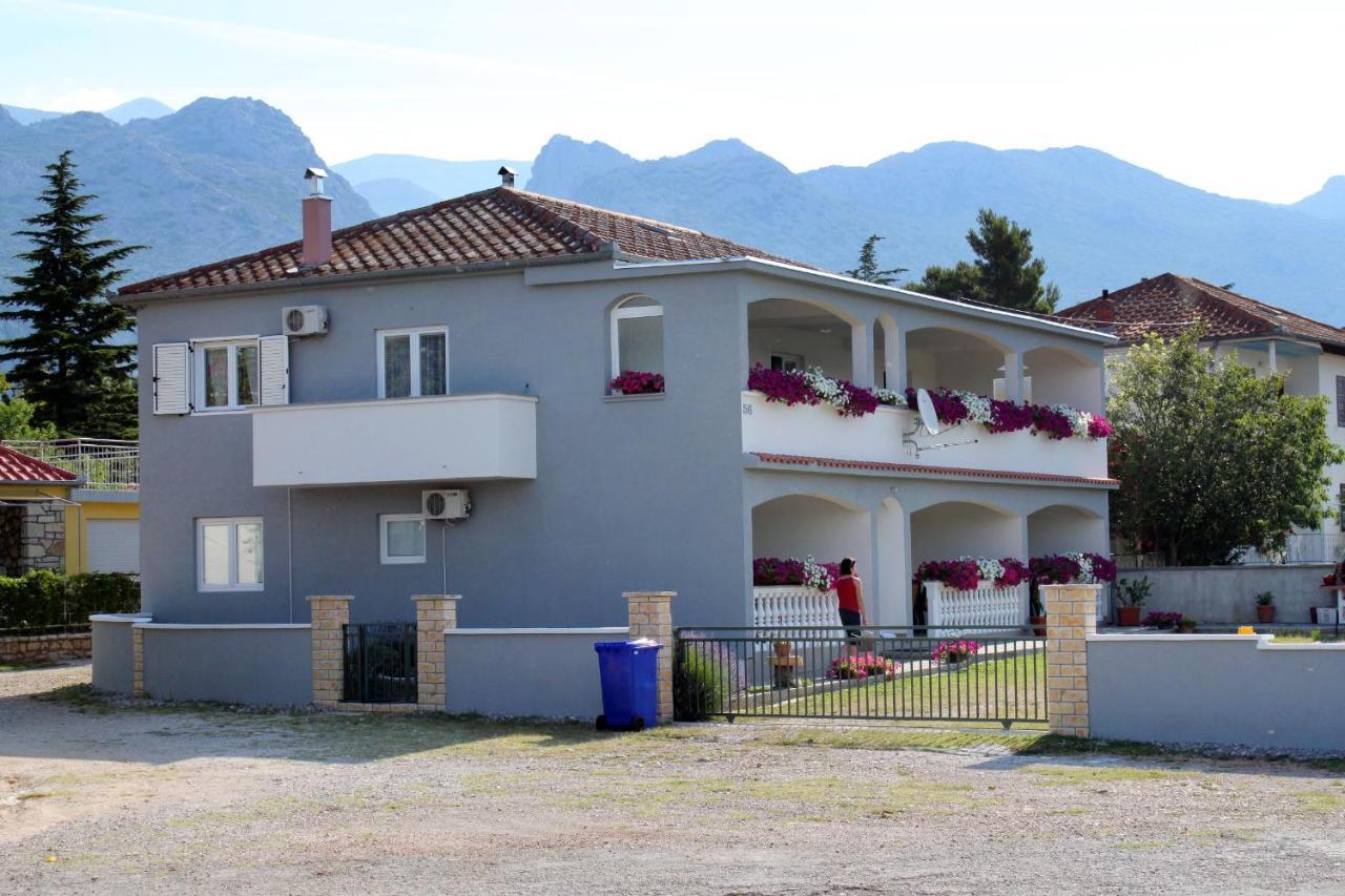 Apartments With A Parking Space Seline, Paklenica - 6603 Starigrad Paklenica Bagian luar foto