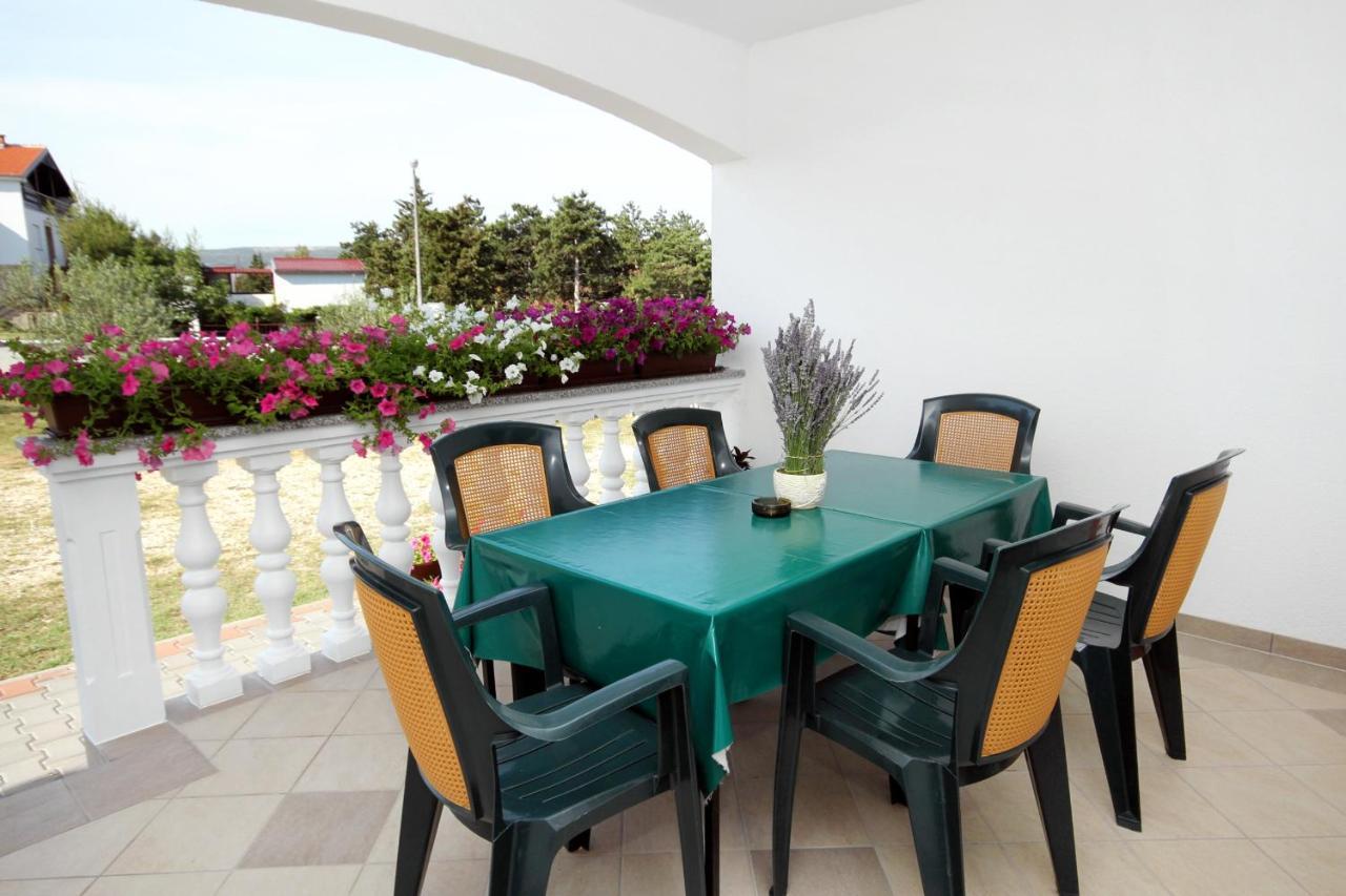 Apartments With A Parking Space Seline, Paklenica - 6603 Starigrad Paklenica Bagian luar foto